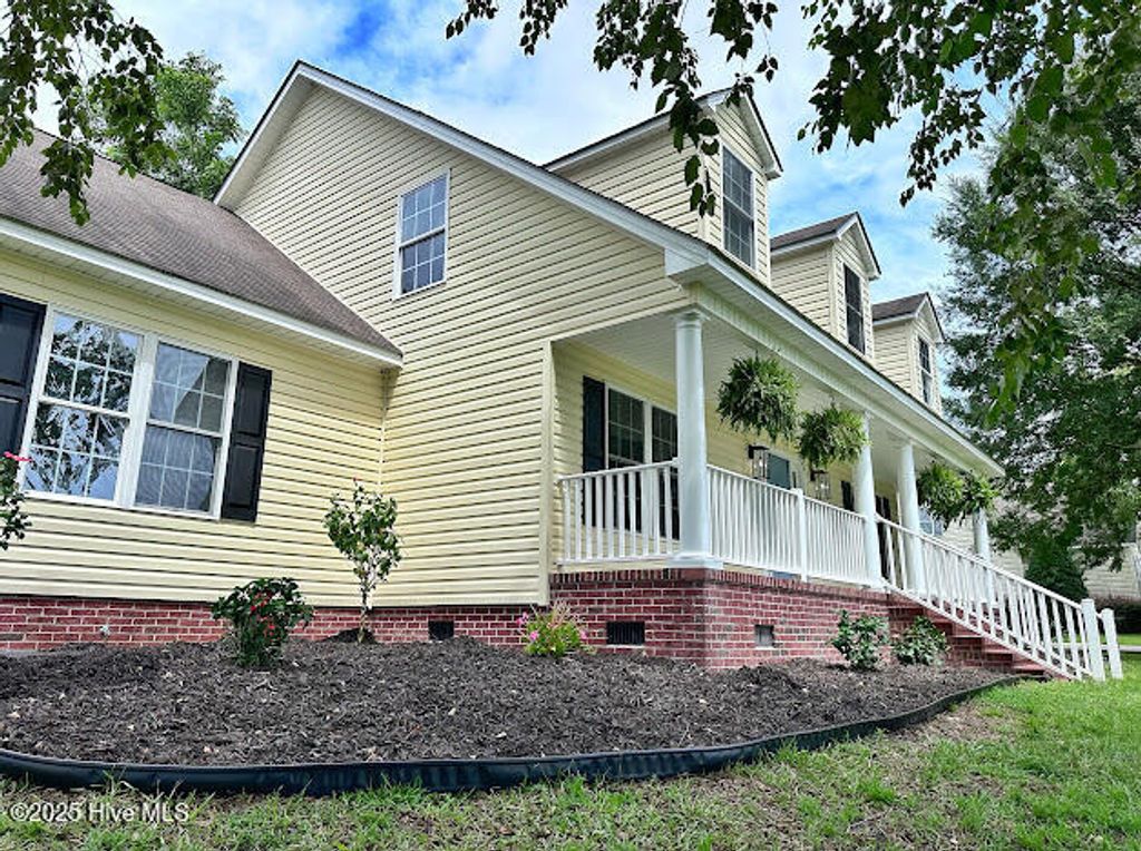 Photo of 105 Arabian Circle, Beulaville, NC 28518 (MLS # 100526943)