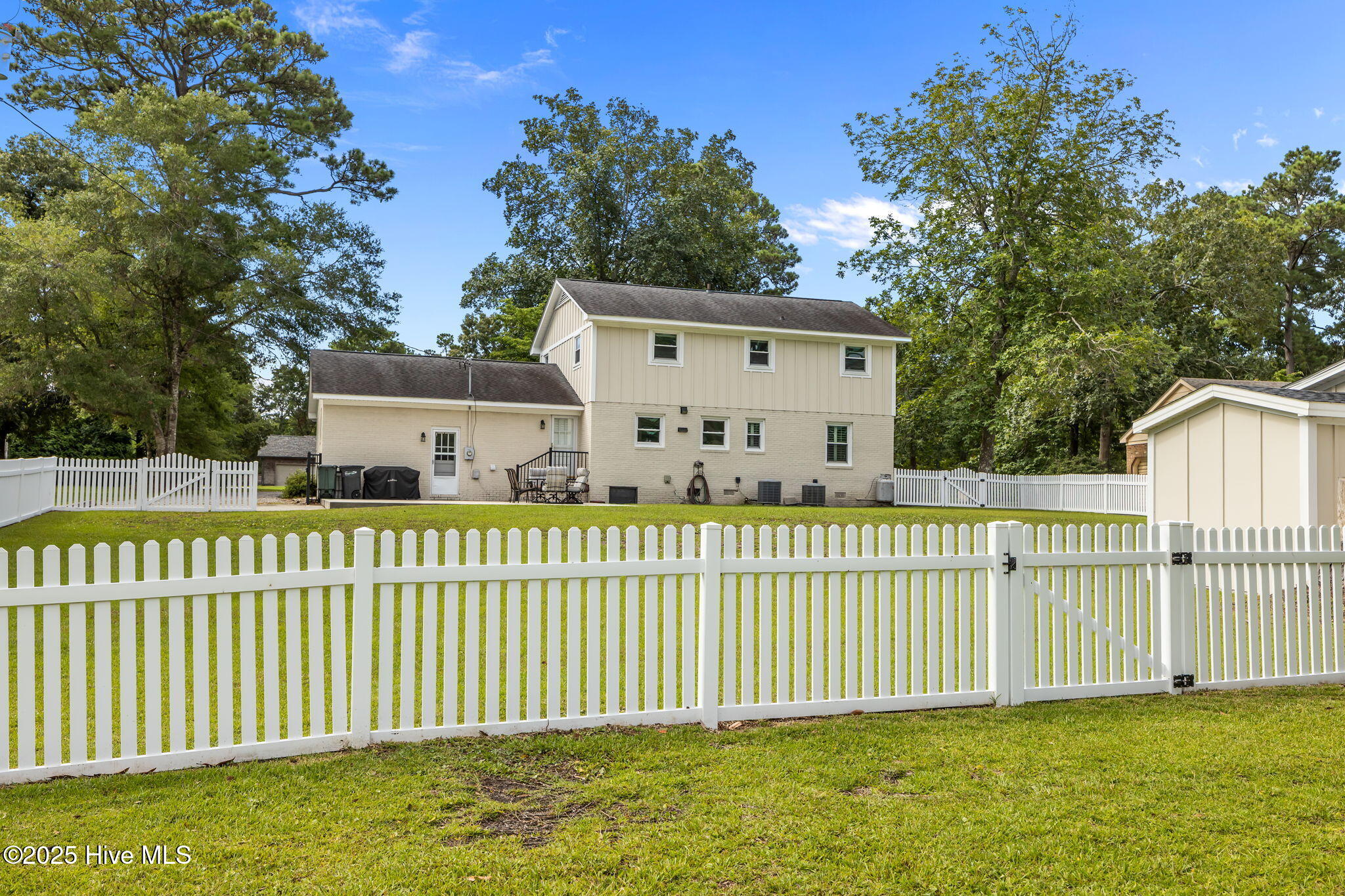 3208 Country Club Road