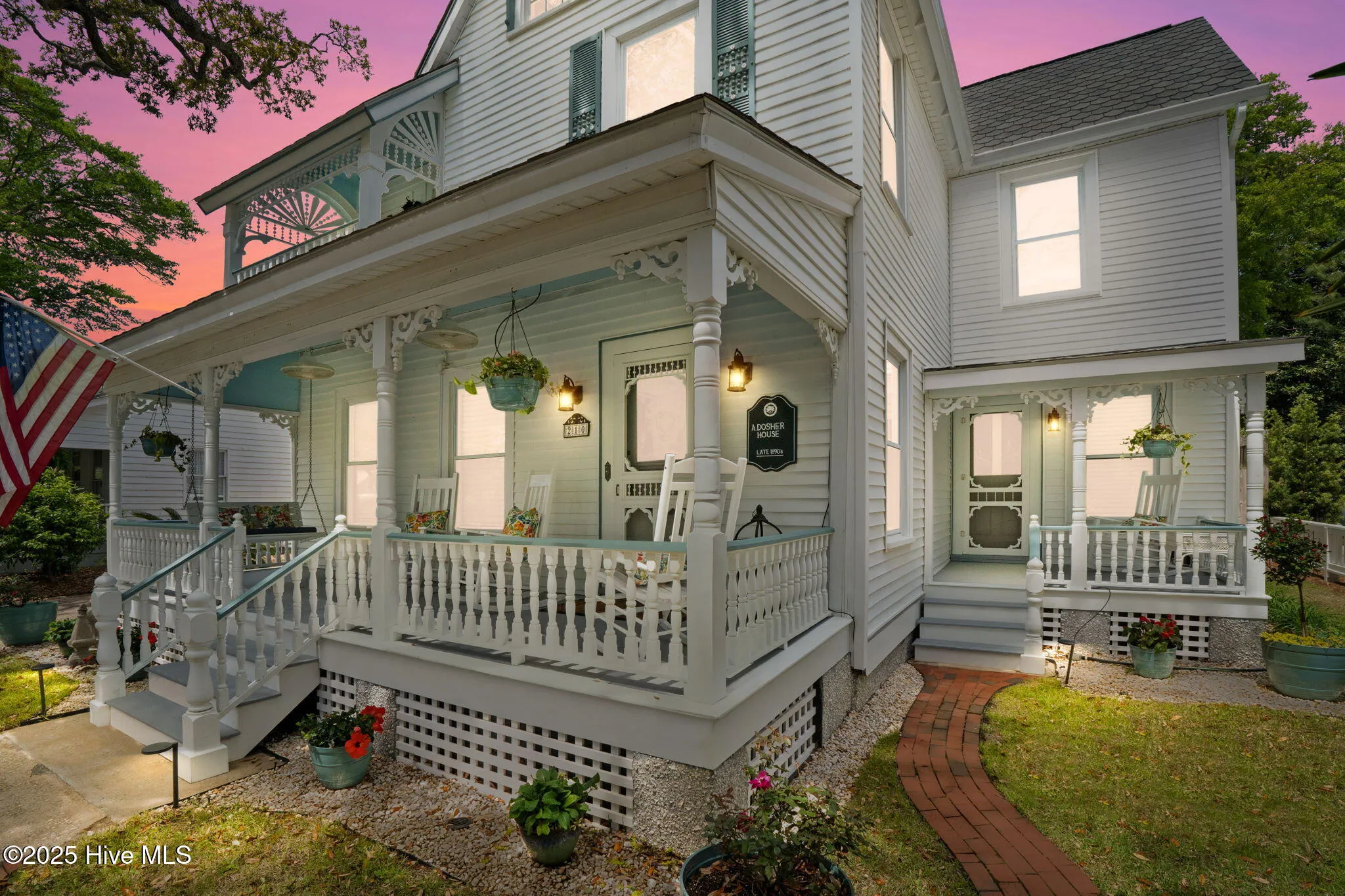 Southport, North Carolina 28461, United States, 4 Bedrooms Bedrooms, ,2 BathroomsBathrooms,Residential,Pending,183275