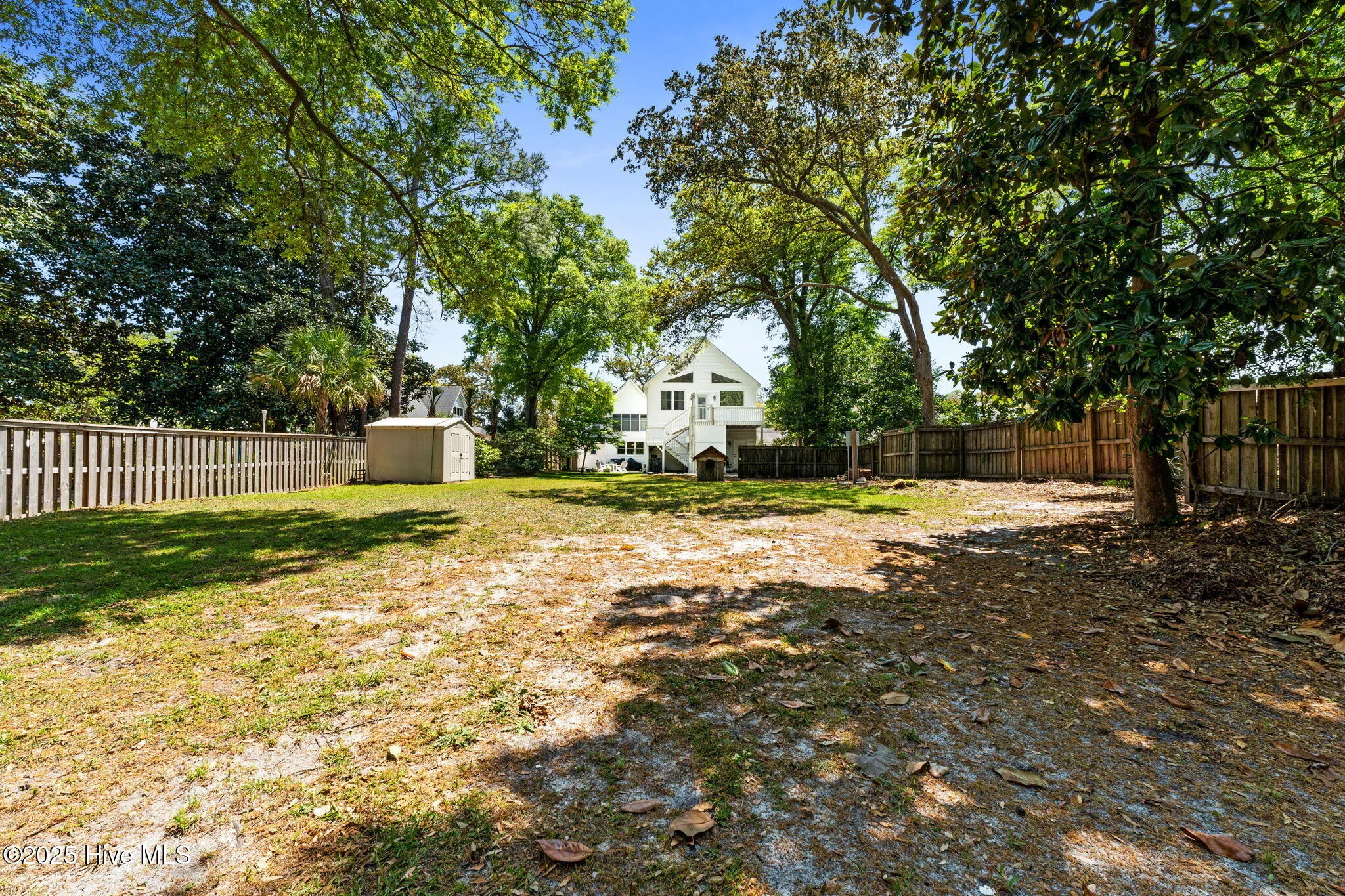 Southport, North Carolina 28461, United States, 4 Bedrooms Bedrooms, ,2 BathroomsBathrooms,Residential,Pending,183275