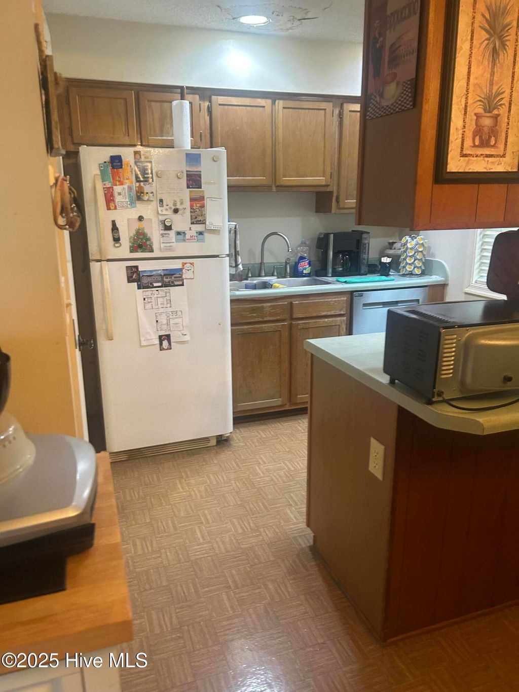 Photo of 218 Old Oak Road, Elizabeth City, NC 27909 (MLS # 100536690)