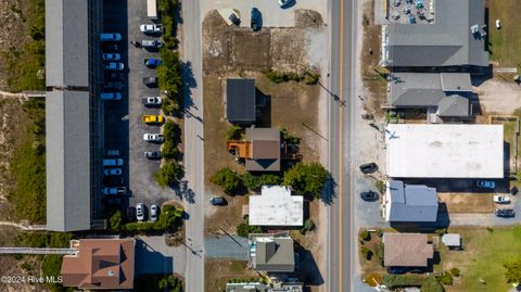 A home in Topsail Beach