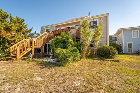 A home in Topsail Beach