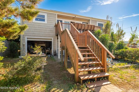 A home in Topsail Beach