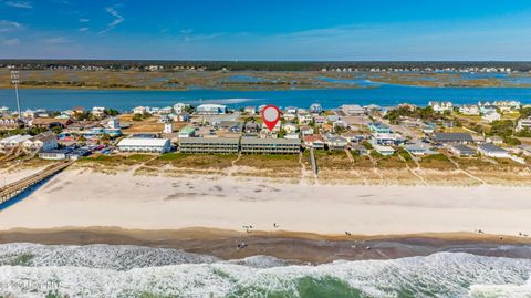 A home in Topsail Beach