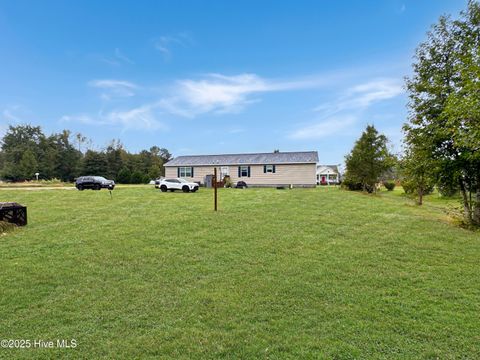 Tiny photo for 55 Jenn Road, Burgaw, NC 28425 (MLS # 100536021)