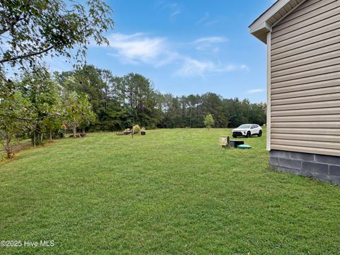 Tiny photo for 55 Jenn Road, Burgaw, NC 28425 (MLS # 100536021)