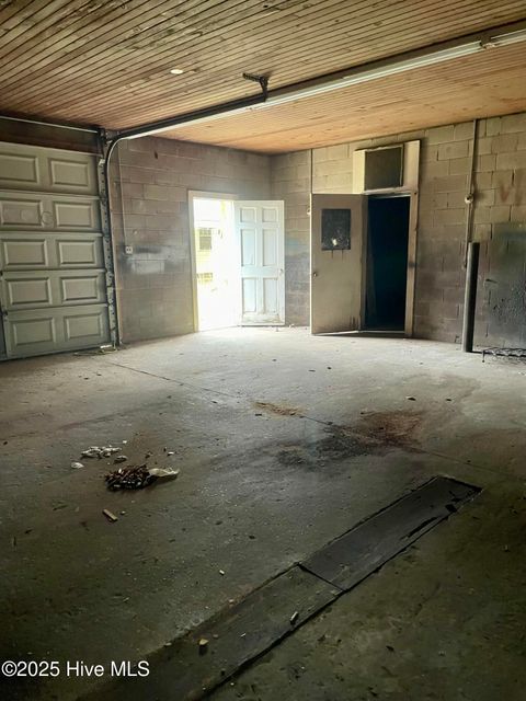 listing image 30