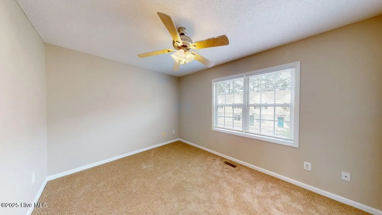 Jacksonville, North Carolina 28546, United States, 2 Bedrooms Bedrooms, ,3 BathroomsBathrooms,Residential,Active,117974