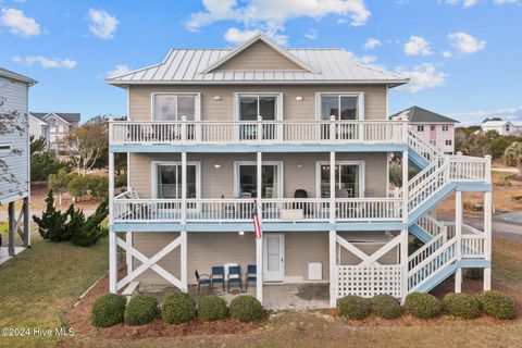 A home in Topsail Beach