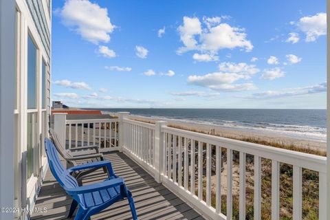 A home in Oak Island