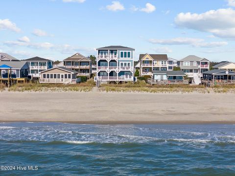 A home in Oak Island