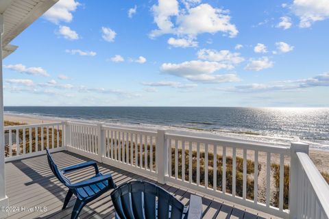 A home in Oak Island