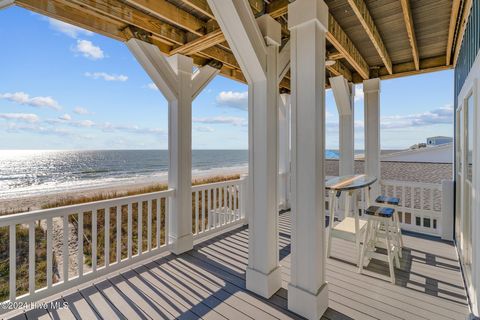 A home in Oak Island