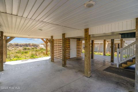 A home in Oak Island