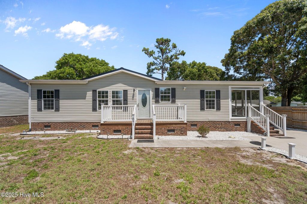 Photo of 1891 Oxpen Road SW, Supply, NC 28462 (MLS # 100514289)