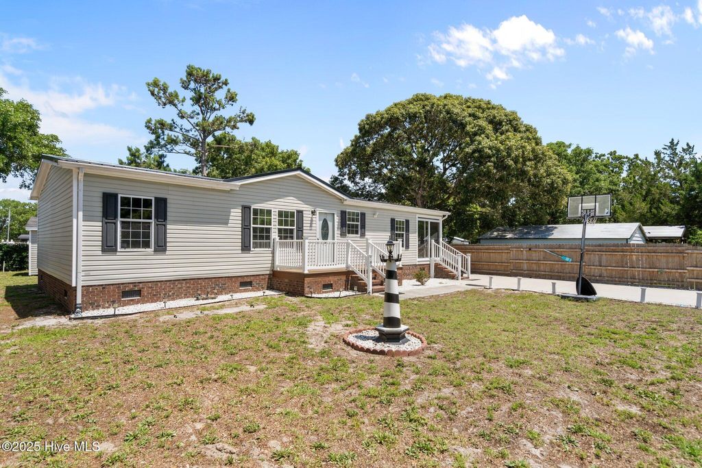 Photo of 1891 Oxpen Road SW, Supply, NC 28462 (MLS # 100514289)
