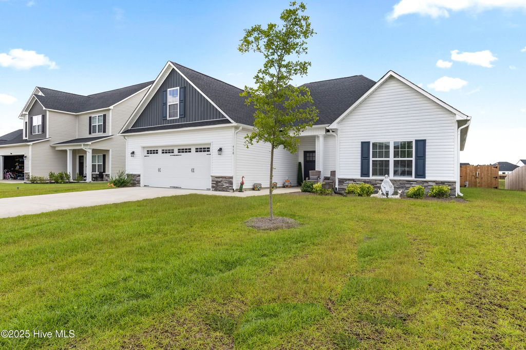 Photo of 910 Uplands Lane, Jacksonville, NC 28546 (MLS # 100527520)