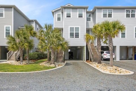 Featured picture for the property 100434661