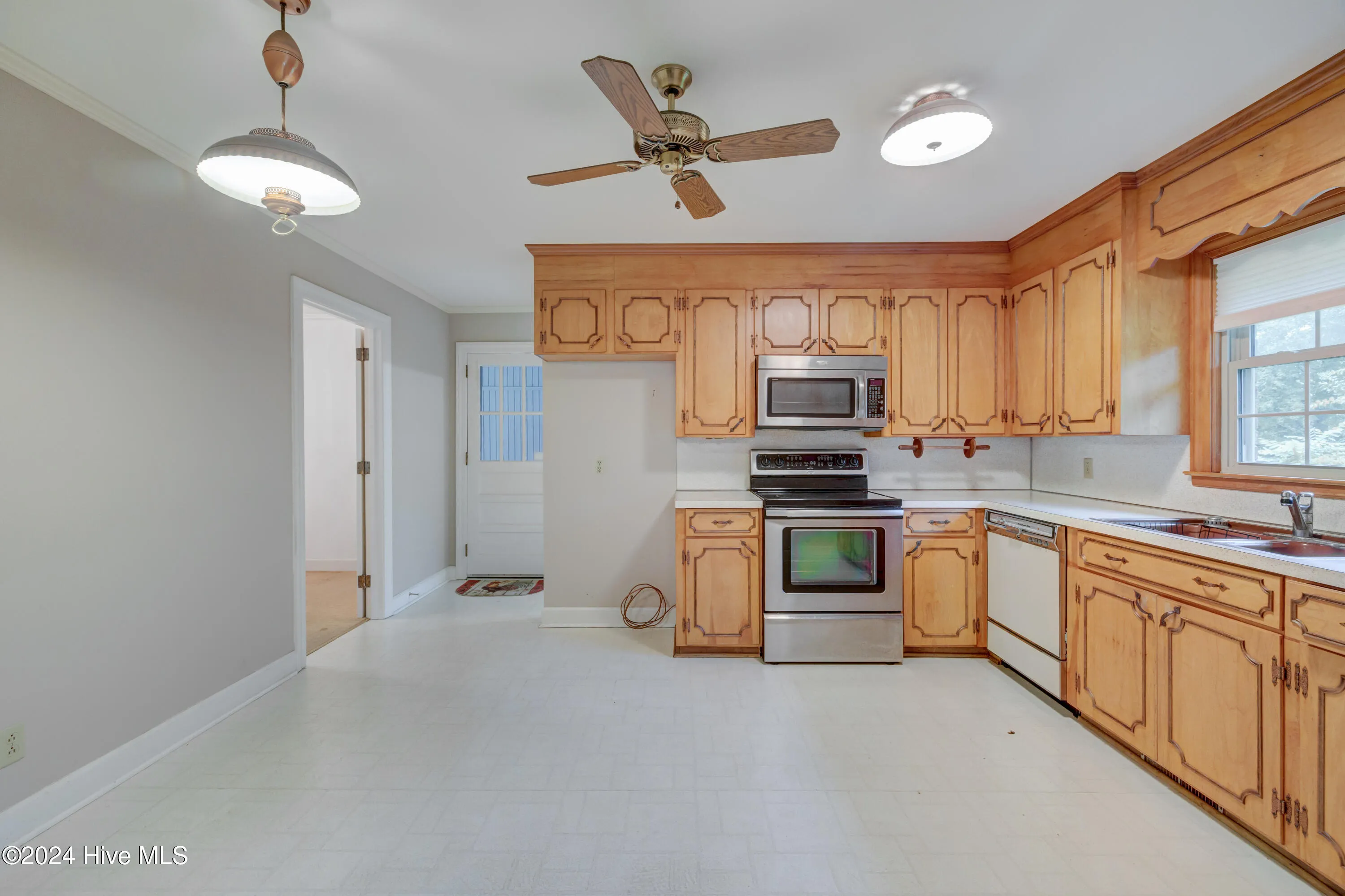 Wilmington, North Carolina 28403, United States, 3 Bedrooms Bedrooms, ,2 BathroomsBathrooms,Residential,Active,25575