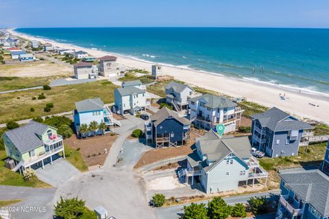 A home in North Topsail Beach