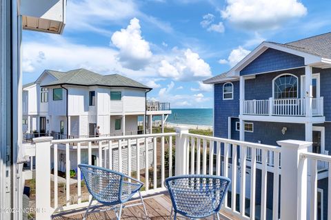 A home in North Topsail Beach