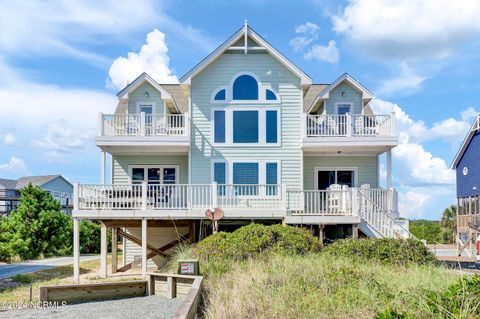 A home in North Topsail Beach