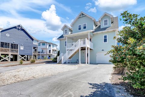 A home in North Topsail Beach