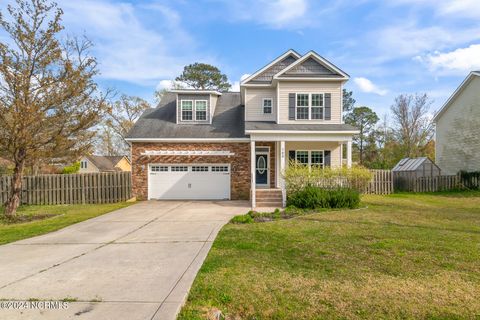 A home in Sneads Ferry