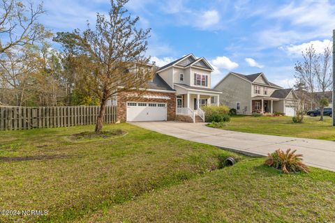 A home in Sneads Ferry