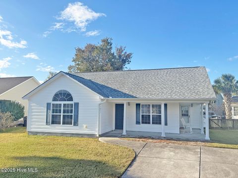 Photo of 4901 N Hampton Drive SE, Southport, NC 28461 (MLS # 100537357)