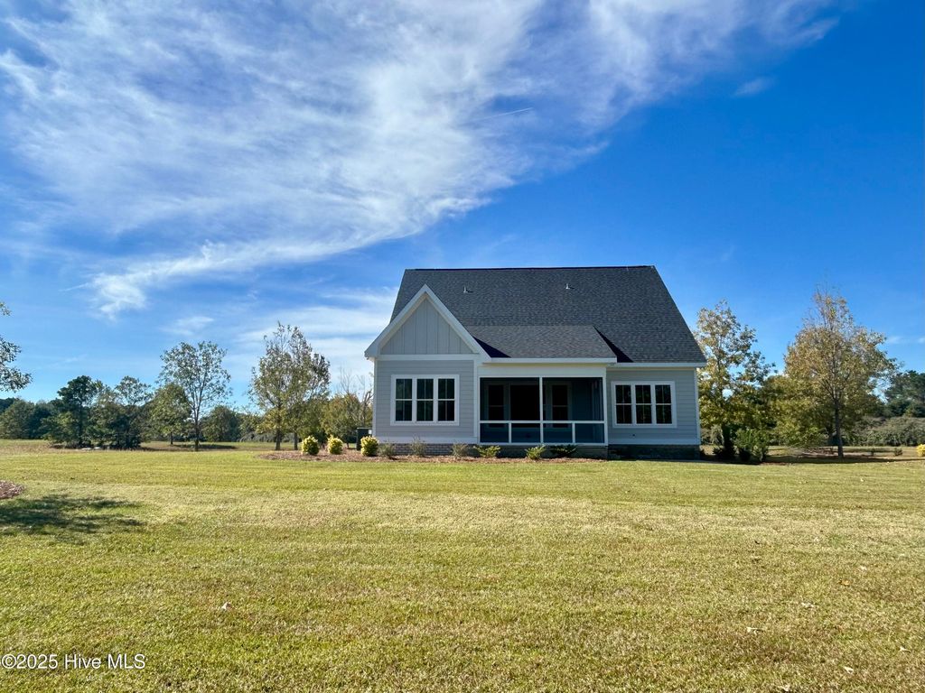 Photo of 141 Sycamore Lakes Drive, Wallace, NC 28466 (MLS # 100537795)
