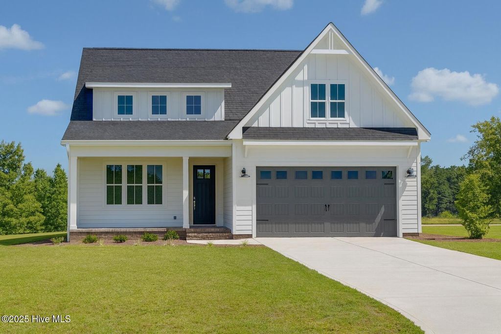 Photo of 141 Sycamore Lakes Drive, Wallace, NC 28466 (MLS # 100537795)