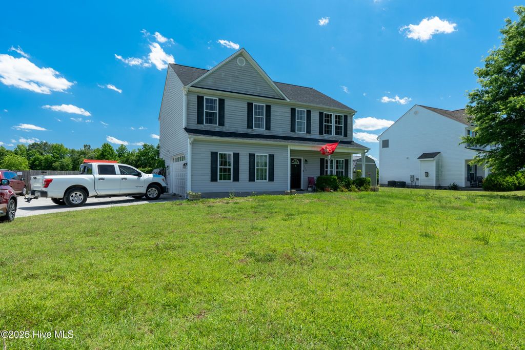 Photo of 536 Comfort Road, Richlands, NC 28574 (MLS # 100537609)