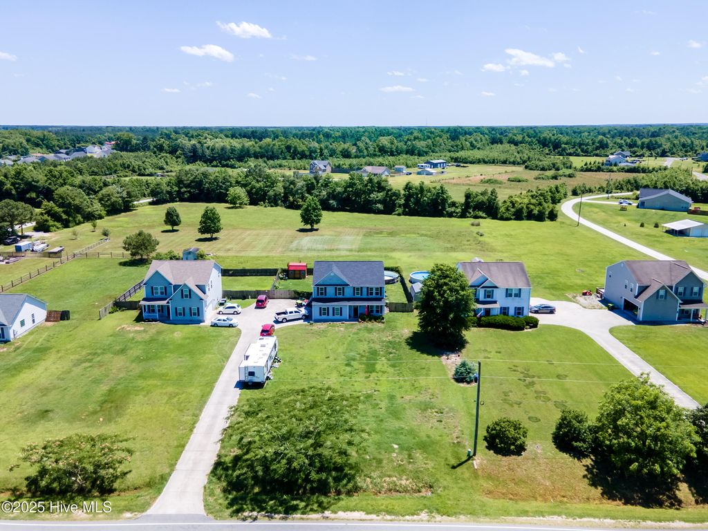 Photo of 536 Comfort Road, Richlands, NC 28574 (MLS # 100537609)