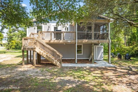 A home in Oak Island