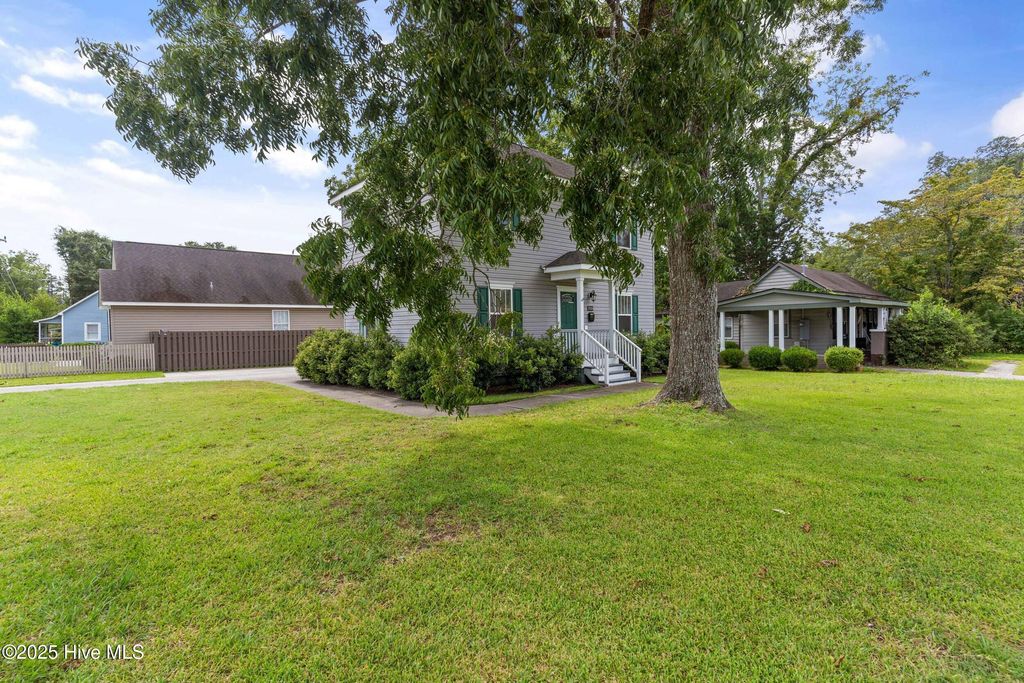 Photo of 2926 Princess Place Drive, Wilmington, NC 28405 (MLS # 100502722)