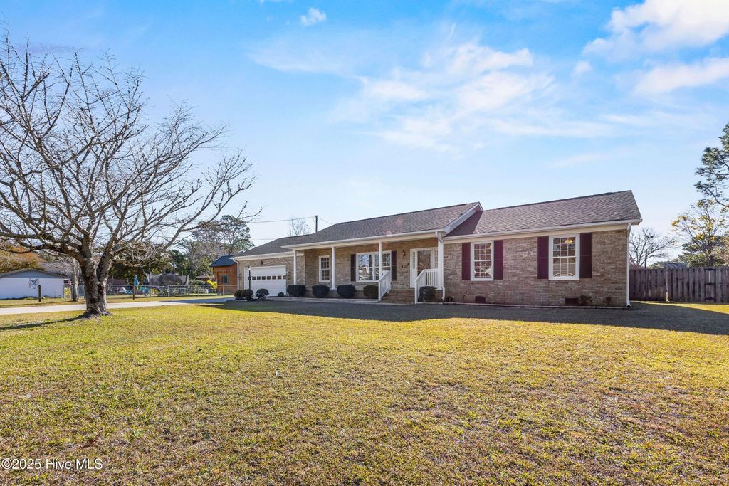 Photo of 410 Oakland Drive, Wilmington, NC 28405 (MLS # 100542171)