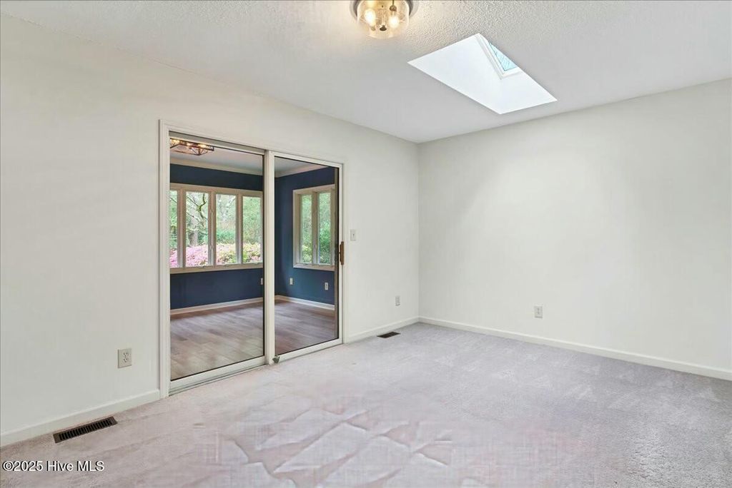 listing image 52