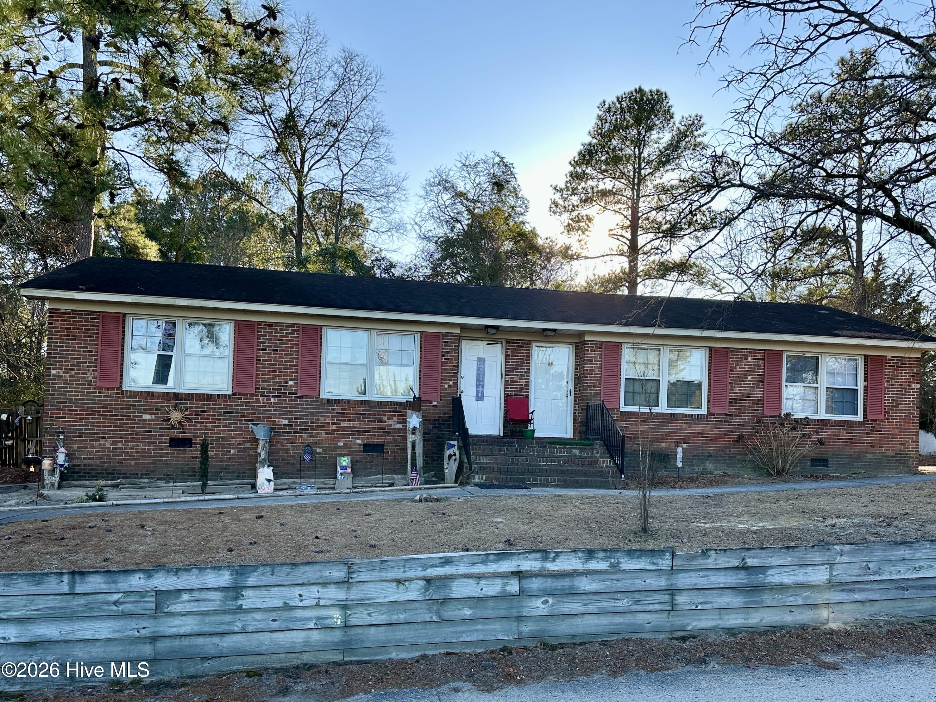 107 &109 Edwards Circle