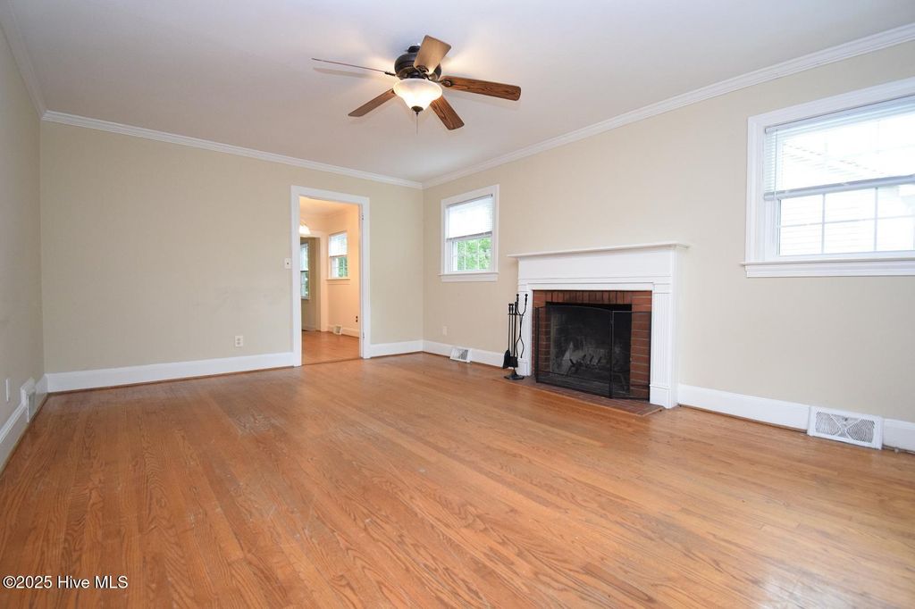 Photo of 1415 N Overlook Drive, Greenville, NC 27858 (MLS # 100537566)
