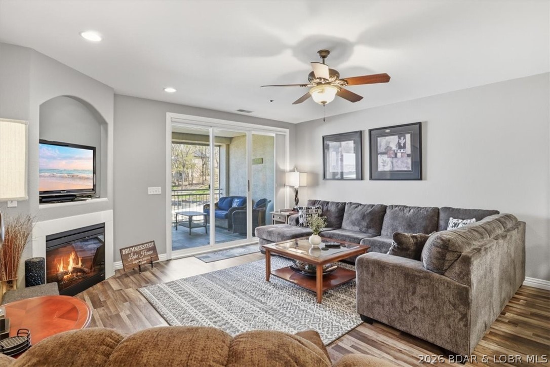 Majestic Pointe Condominium - Residential