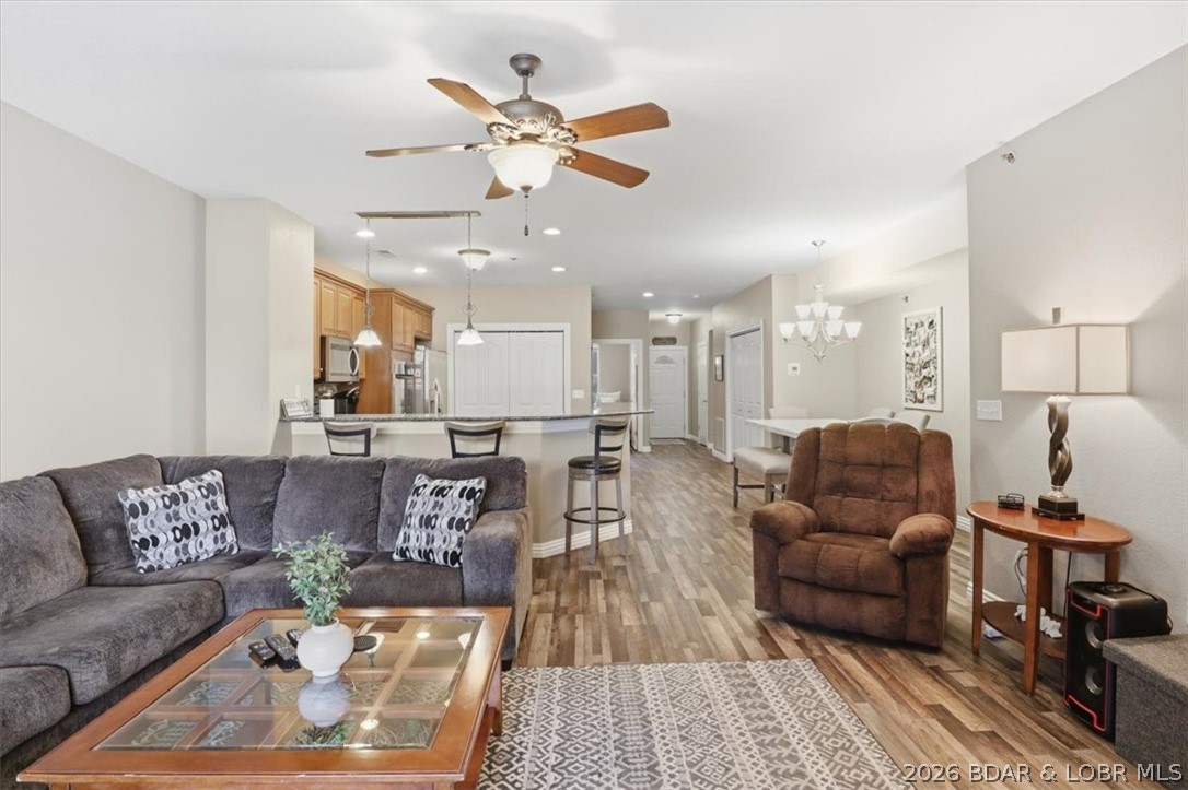 Majestic Pointe Condominium - Residential