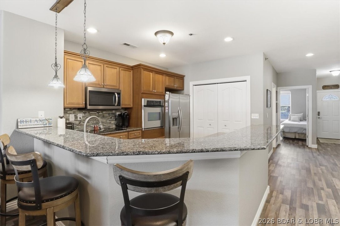 Majestic Pointe Condominium - Residential