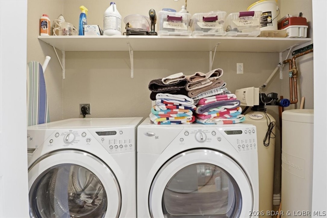 Majestic Pointe Condominium - Residential