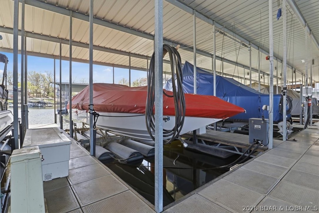 Majestic Pointe Condominium - Residential