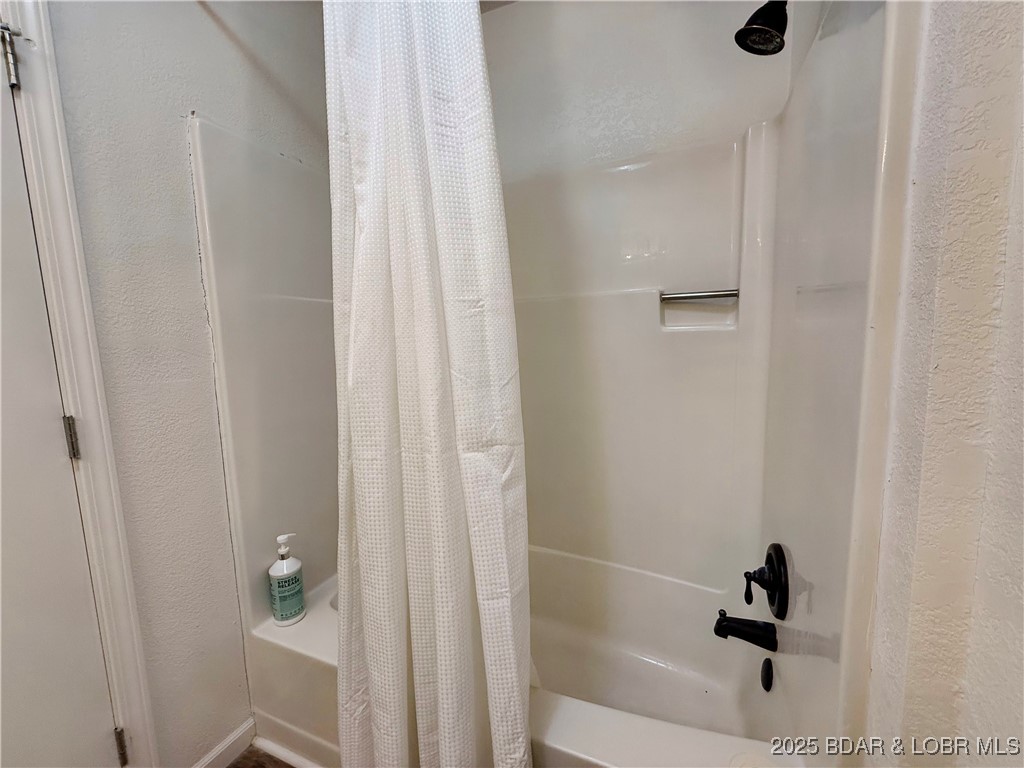 Lucky Strike - Residential