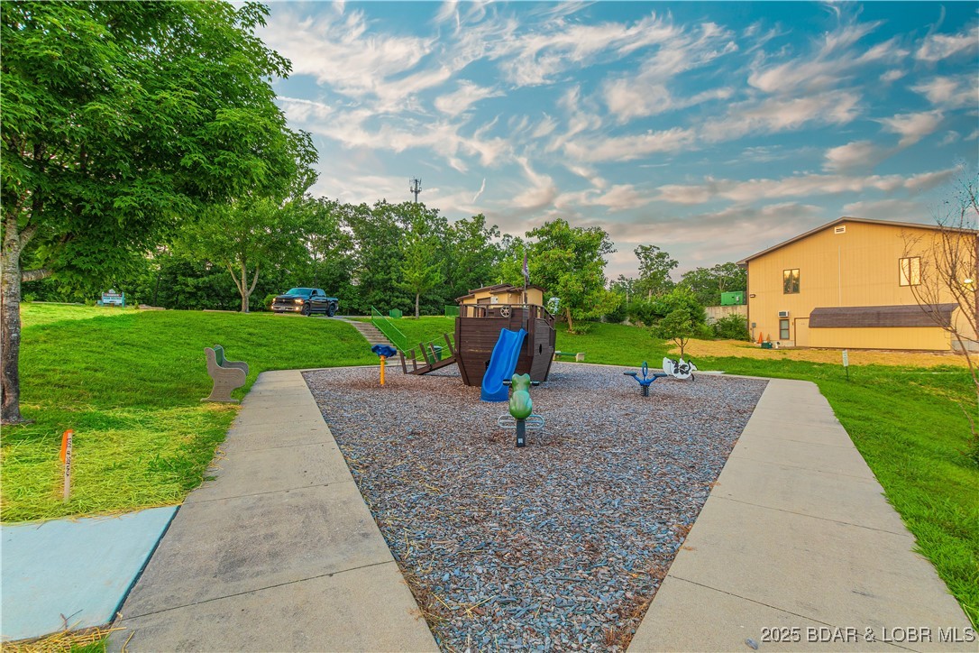 Imperial Point - Land