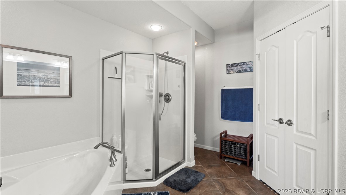 Monarch Cove Condominium - Residential
