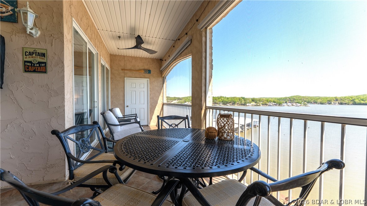 Royale Palms Vista - Residential